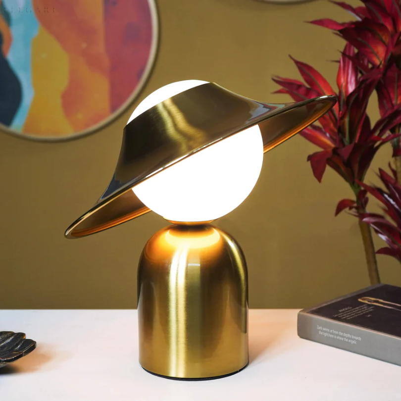 Table Lamp with Globe Shade – Modern Accent Light