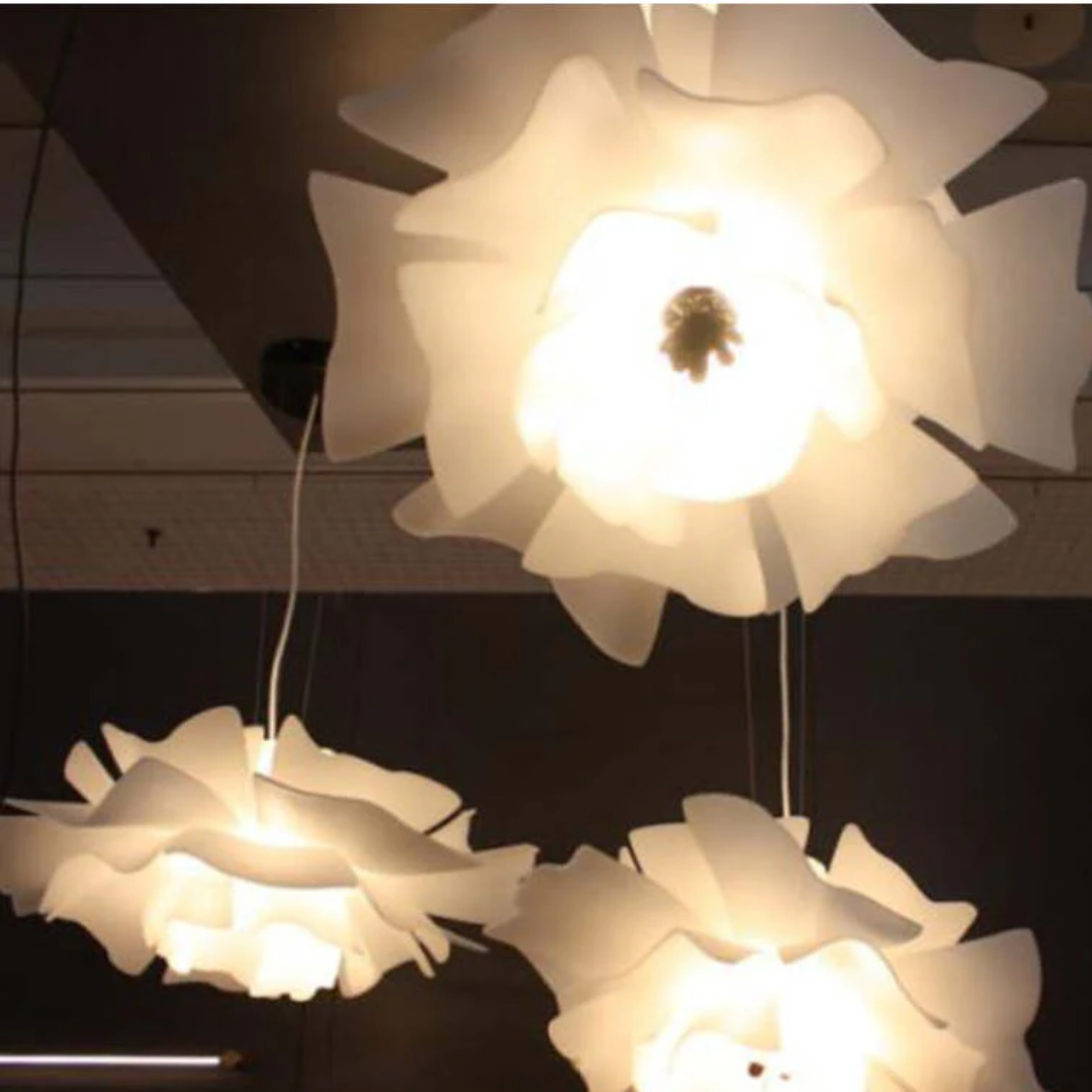 Pendant Light – Flower-Shaped Hanging Lamp